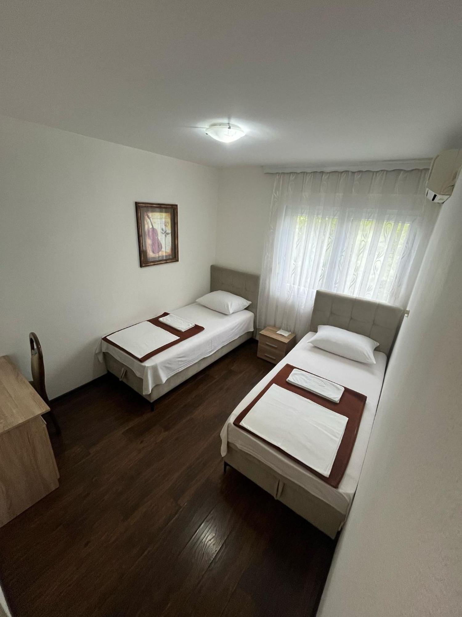 Motel Aura Mostar Exterior photo